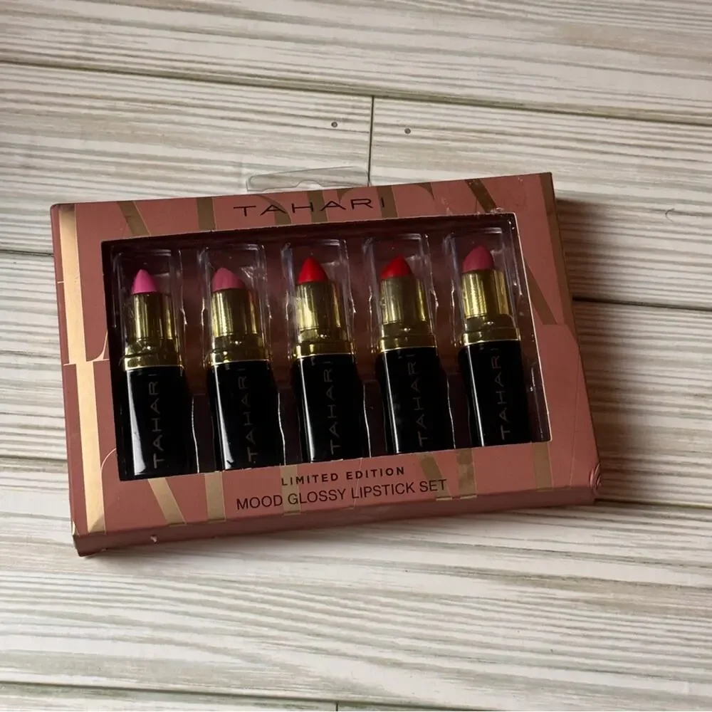 TAHARI LIMITED EDITION Beauty Makeup Mood Glossy Lip Set New in Package
